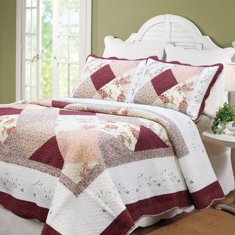 August Grove® Pannell Patchwork Reversible Quilt Set & Reviews Wayfair